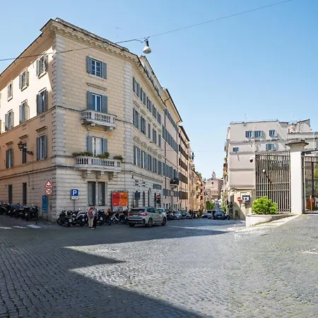 Colosseum Imperial Stone Appartement