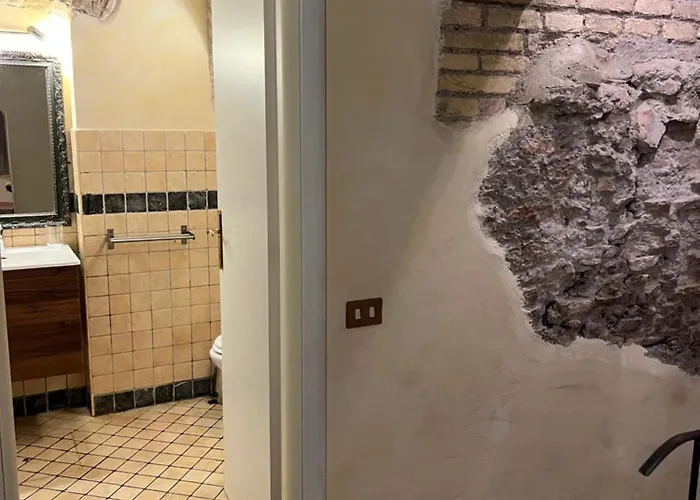 Colosseum Imperial Stone * Rome